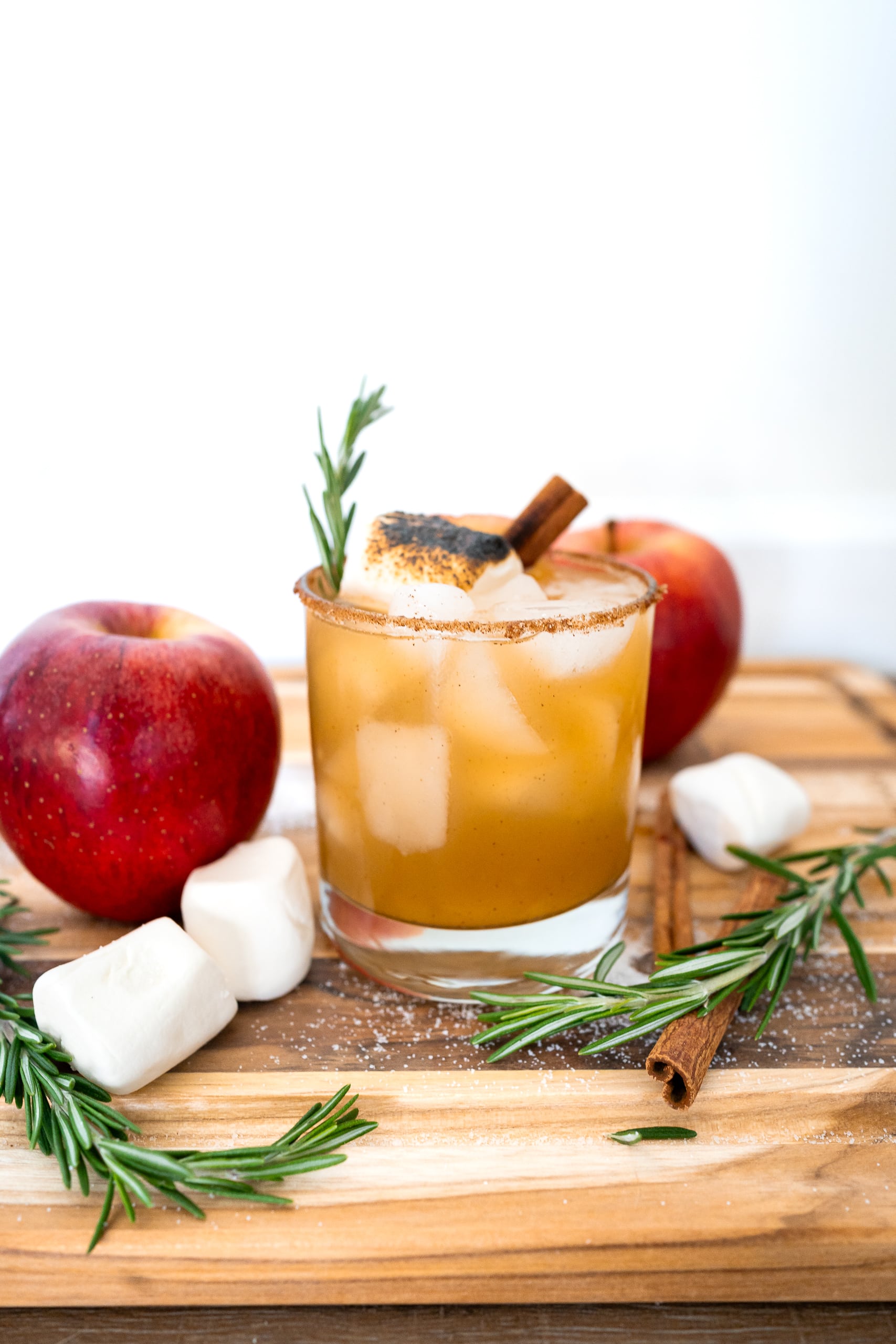 Caramel Campfire Margarita | An Apple Cider Margarita