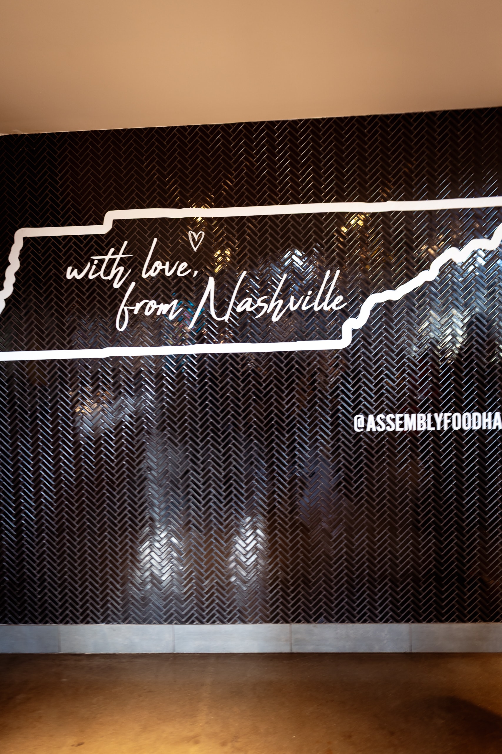 where to eat in nashville